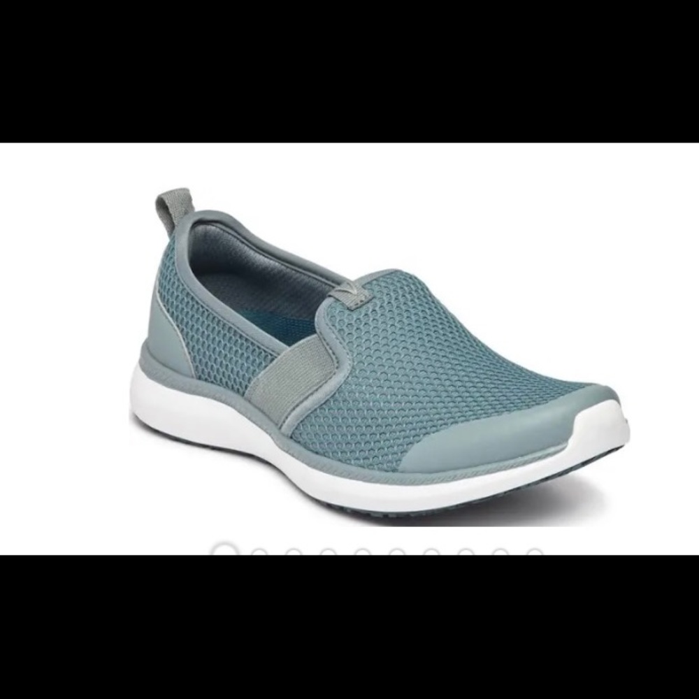 Vionic Julianna Slip-On Sneakers